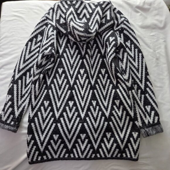 Papillon Hooded Geometric Open Front Coatigan Black White S/M - Picture 3 of 8